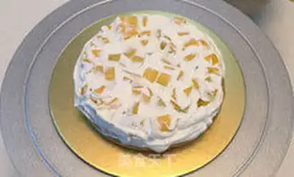 Make Fruit cream cake step 1