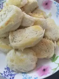 Make Butter buns with pickles step 1
