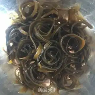 Make Seaweed tofu soup step 0