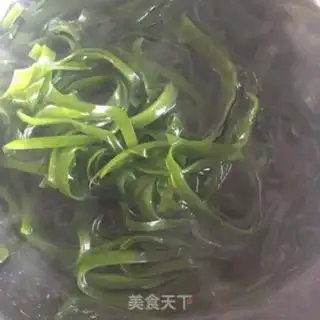 Make Seaweed tofu soup step 1