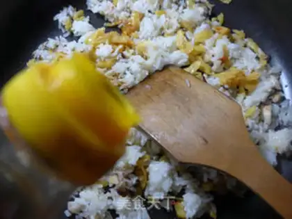 Make radish and radish and fried rice step 4