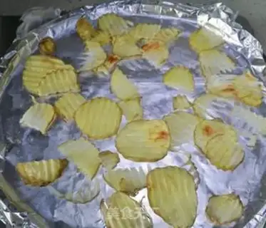 Make Cheese roasted potatoes step 1