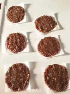 Make Beef burger step 7