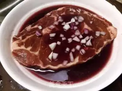 Make French wine steak step 1