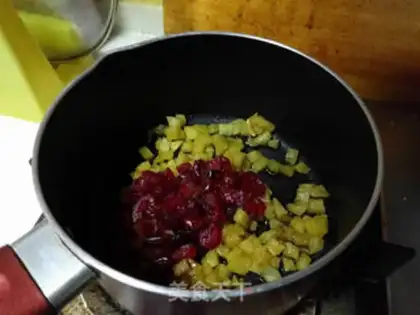 Make Cranberry apple pie step 13
