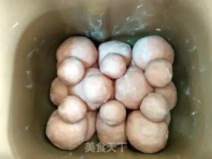 Make Stupid bear bread step 16