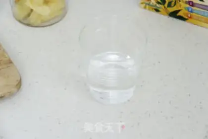Make Fresh strawberry pineapple milkshake step 9