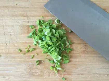 Make Onion egg fried rice step 3