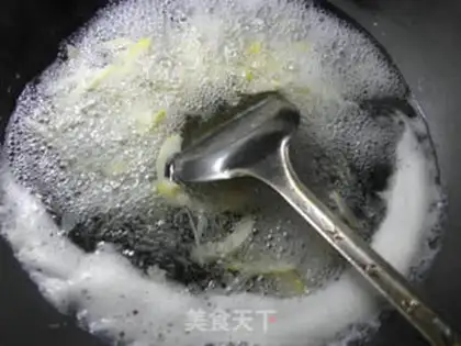 Make The gravy gravy is sour chicken step 4