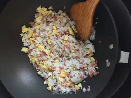 Make Onion egg fried rice step 9