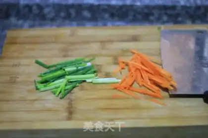 Make Three pieces of noodles step 1