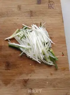 Make Simple onions step 0