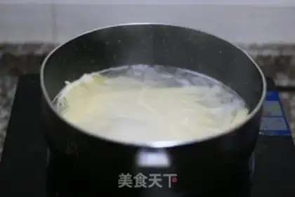 Make Three pieces of noodles step 2