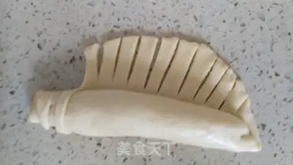 Make Mountain medicine, caterpillar step 5