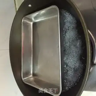 Make Red bean coconut horse hoof cake step 11