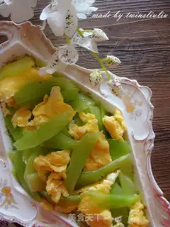 Make Fried eggs step 6
