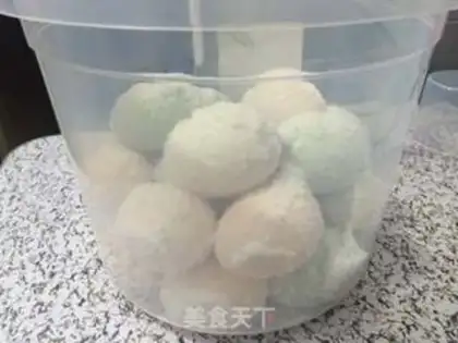Make A duck egg step 5