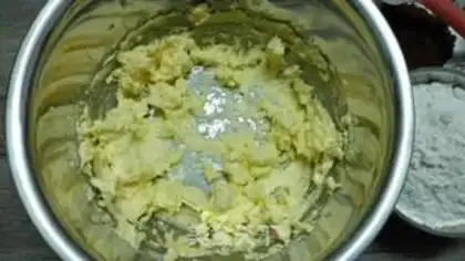 Make Coco almond cookies step 1