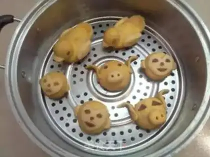 Make Pumpkin animal buns step 0