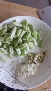 Make Bones, beans, rice step 1