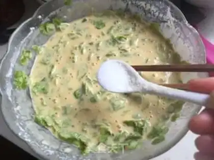 Make Gorgeous eggcake step 5