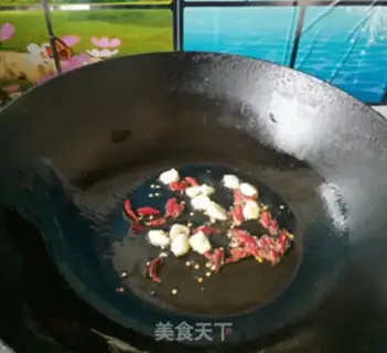 Make Spicy hand tore the dishes step 3