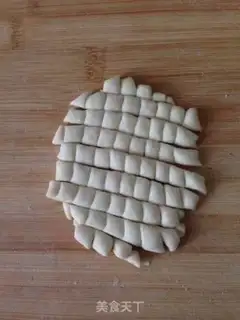 Make The hand tore the meat and bread step 2