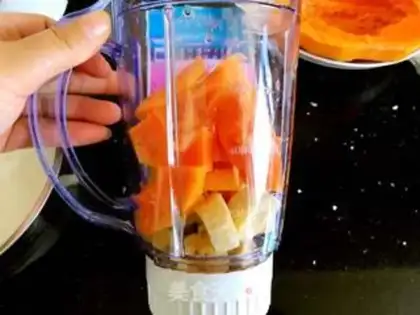 Make The papaya banana sour past step 1