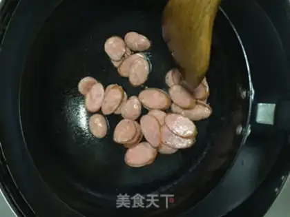 Make Pickle garlic sausage step 2