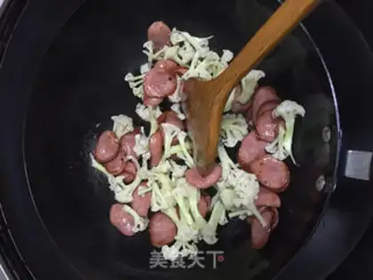 Make Pickle garlic sausage step 3