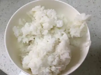 Make Pineapple rice step 3