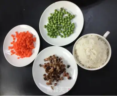 Make Chicken fried rice step 1