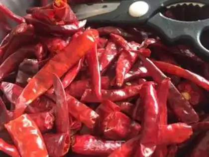 Make Secret pepper oil step 2