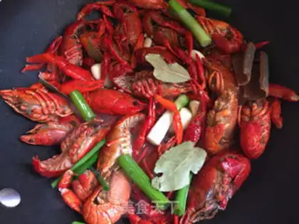 Make Spicy lobster step 3
