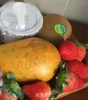 Make Yogurt fruit salad step 0