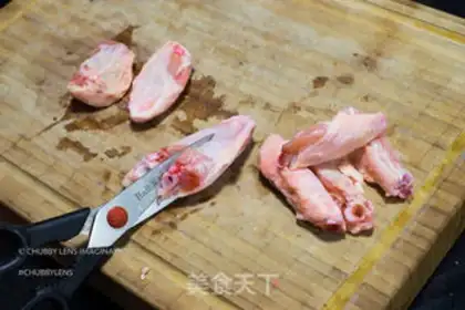 Make The honey onions broke their wings step 1