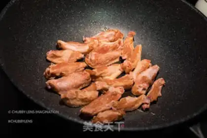 Make The honey onions broke their wings step 6