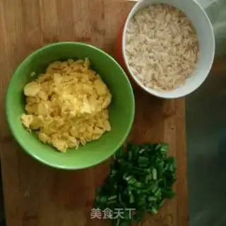 Make Eggs and pickles step 1