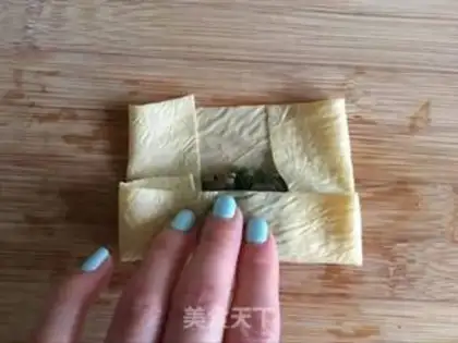 Make Spring rolls step 6