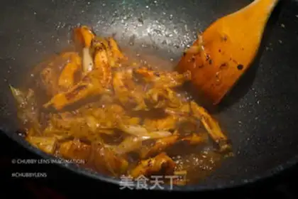 Make The honey onions broke their wings step 12