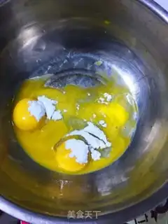 Make Strawberry rolls step 1