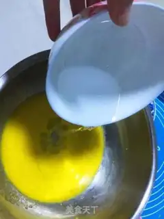 Make Strawberry rolls step 3