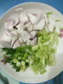 Make Spicy chicken step 1
