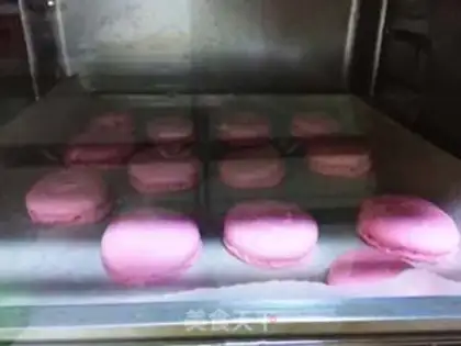 Make Powdered macaron step 8