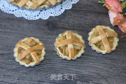 Make Sweet apple pie step 17