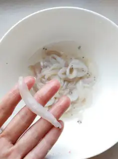 Make Silverfish spinach soup step 0