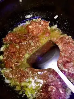 Make Spicy beef sauce step 4