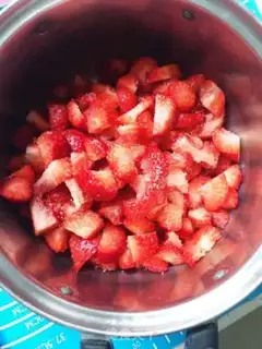 Make Strawberry sauce step 1