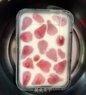 Make Strawberry milk with lamb step 7