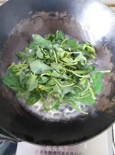 Make Silverfish spinach soup step 6